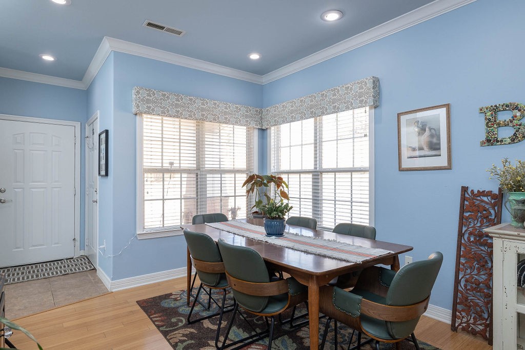 Homes At Oakmont Horizontal Prop Rogers - Residential