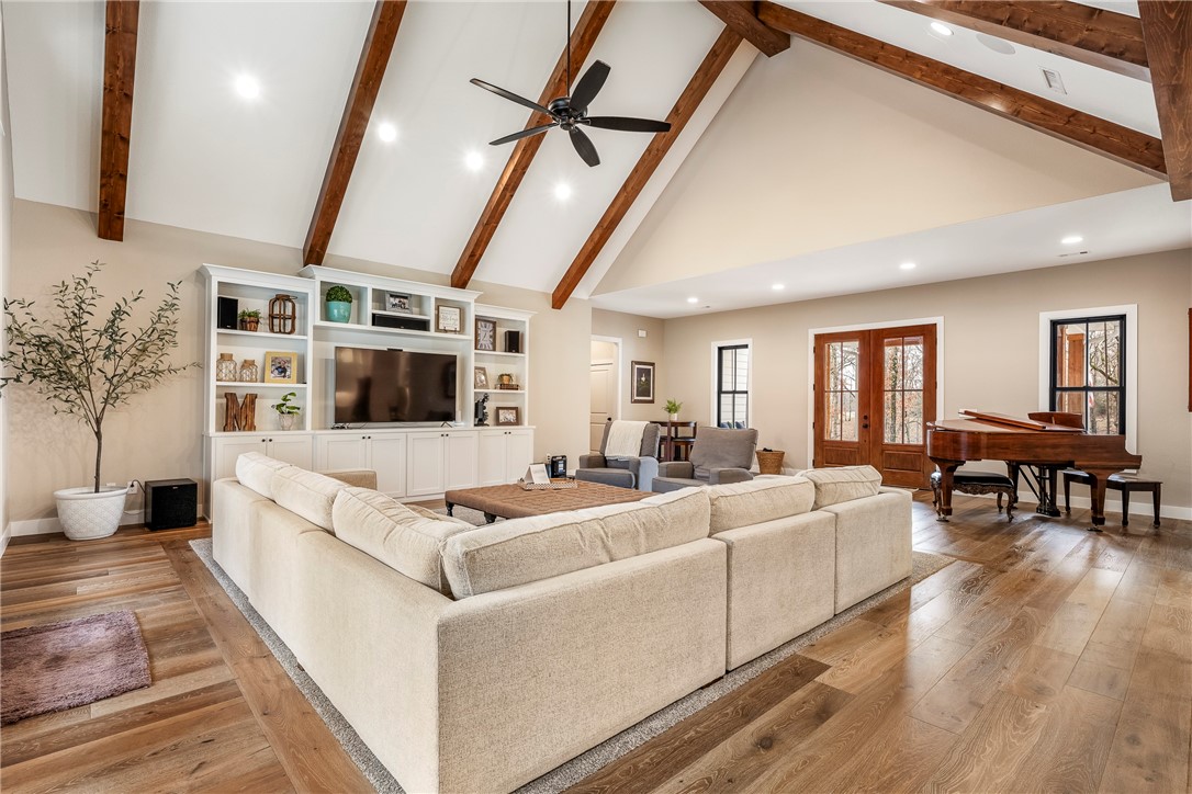 Yoder Estates Sub Rurban - Residential