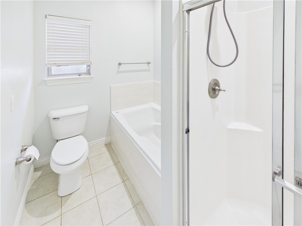 Oak Park Condos Hpr - Residential