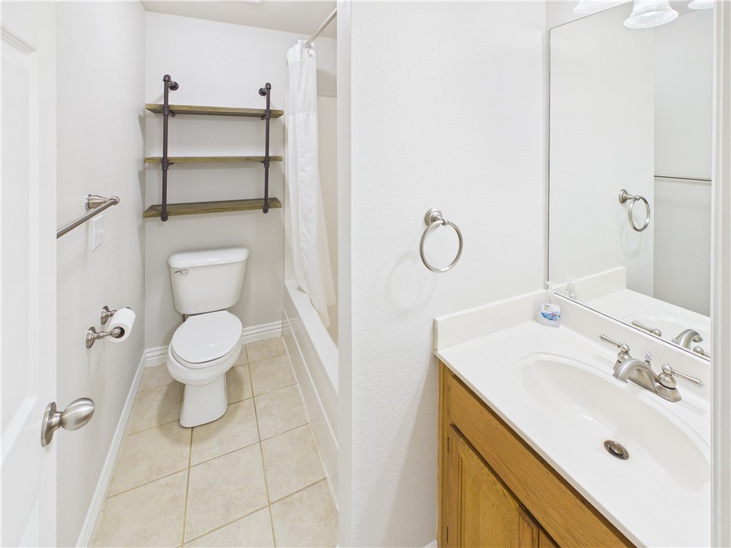 Oak Park Condos Hpr - Residential