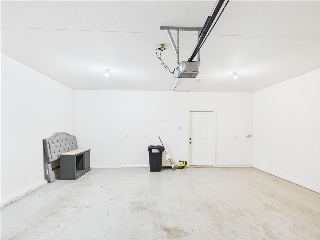 Oak Park Condos Hpr - Residential