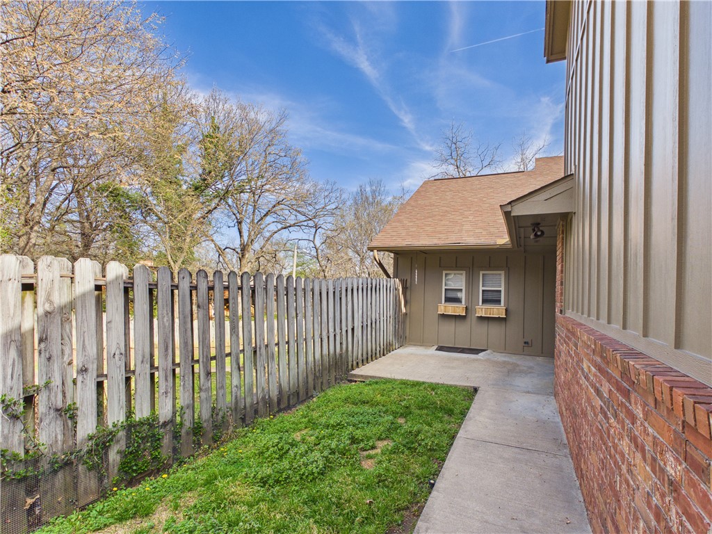 Oak Park Condos Hpr - Residential