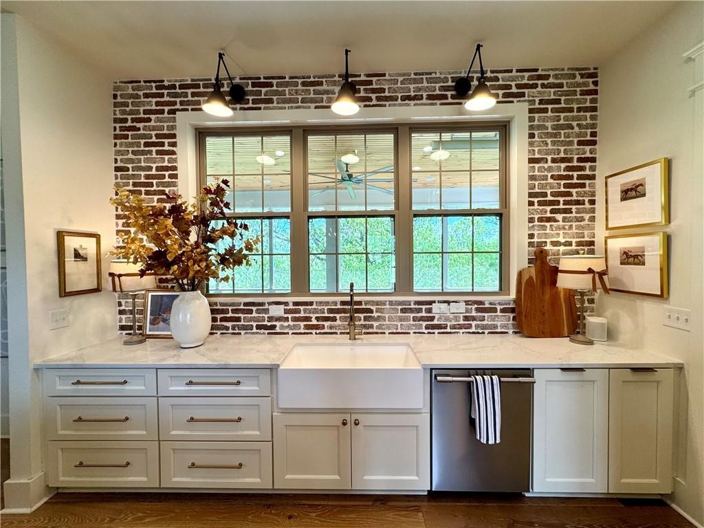 03-18-31-RURAL - Long Acres - Residential