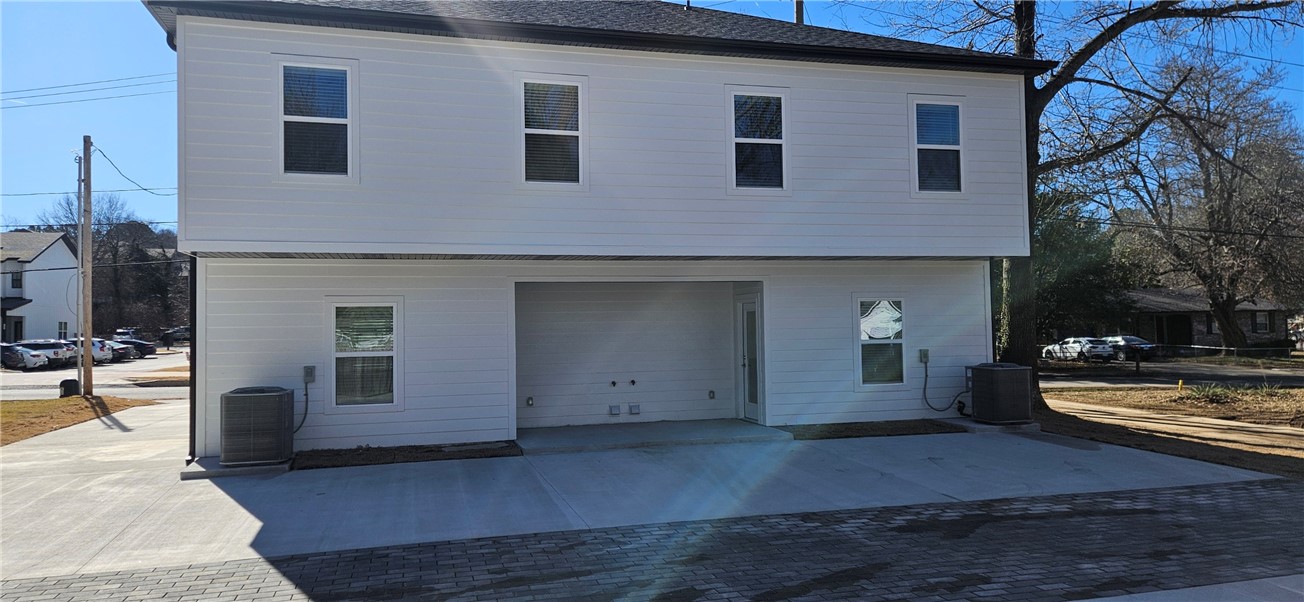 Fayetteville Outlots - Residential Lease