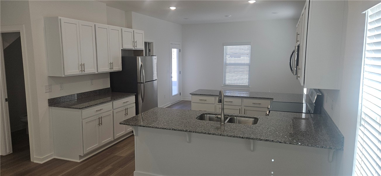 Fayetteville Outlots - Residential Lease