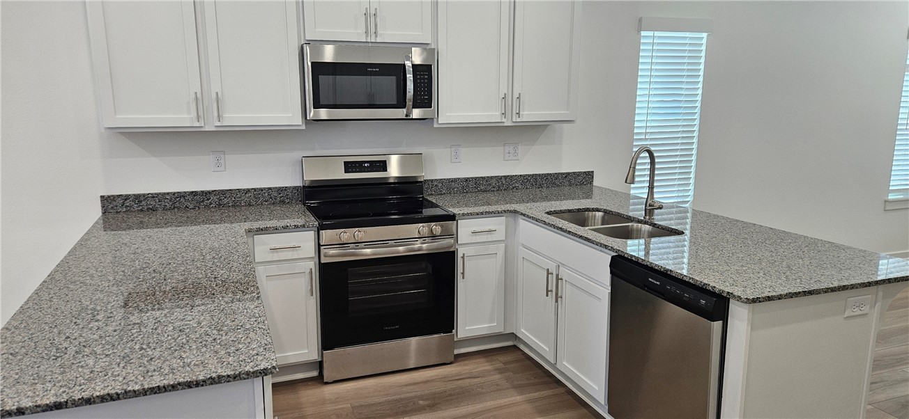 Fayetteville Outlots - Residential Lease