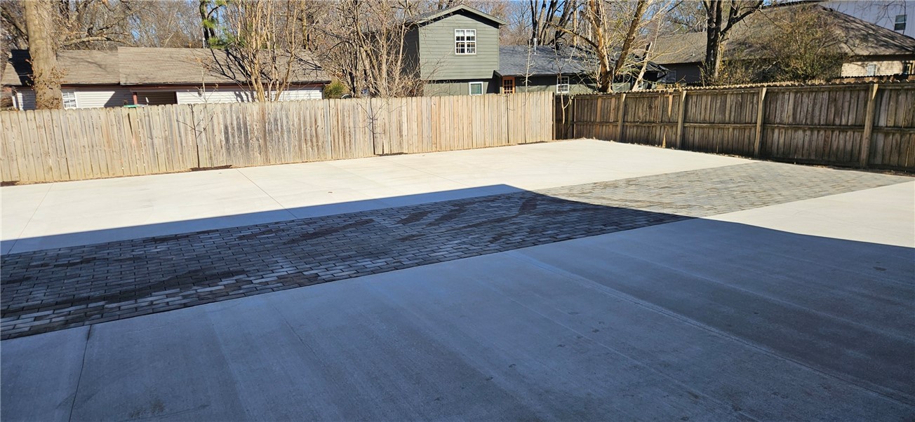 Fayetteville Outlots - Residential Lease