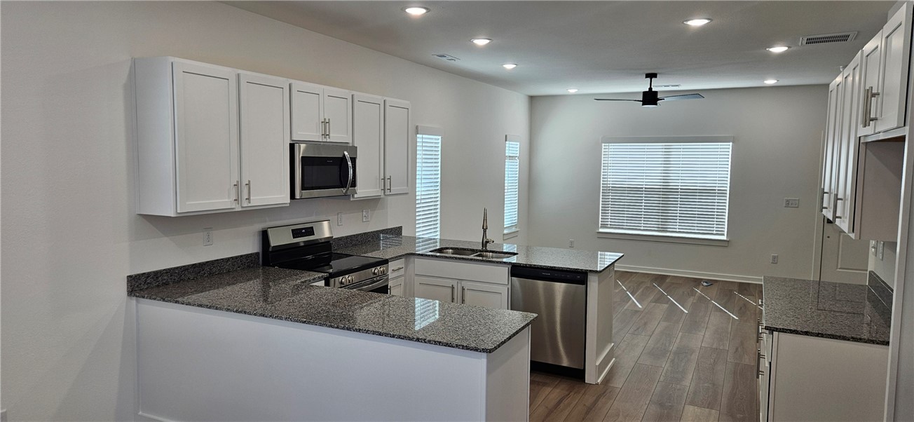 Fayetteville Outlots - Residential Lease