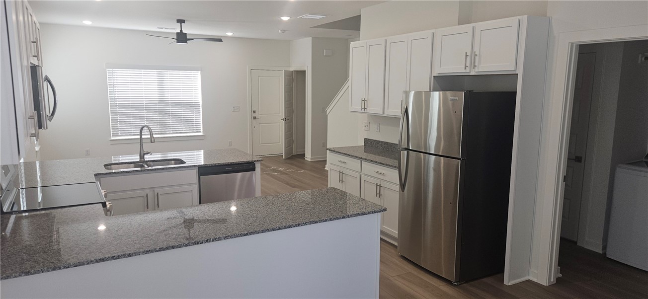 Fayetteville Outlots - Residential Lease