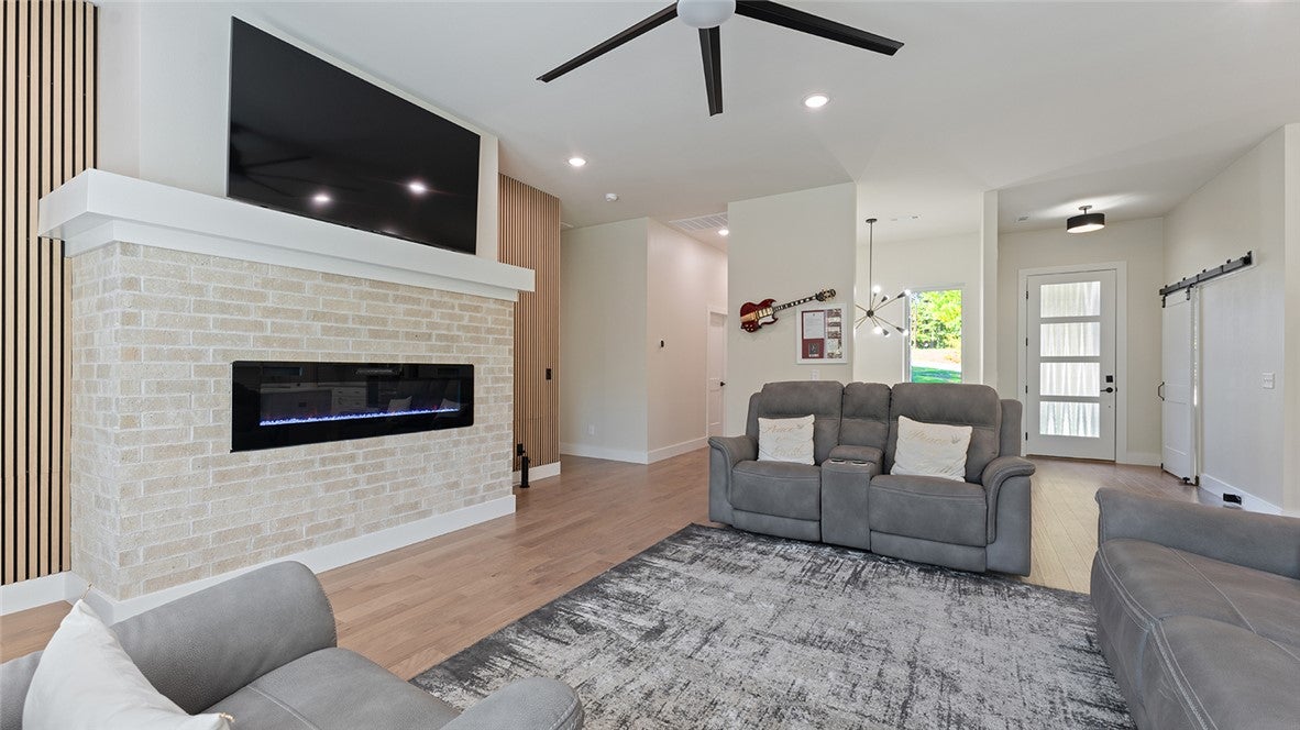 2 Helmsley Circle