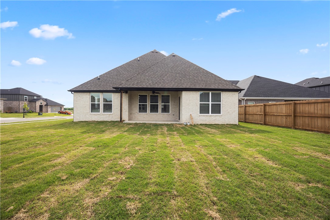 Annika Estates Ph Ii Centerton - Residential