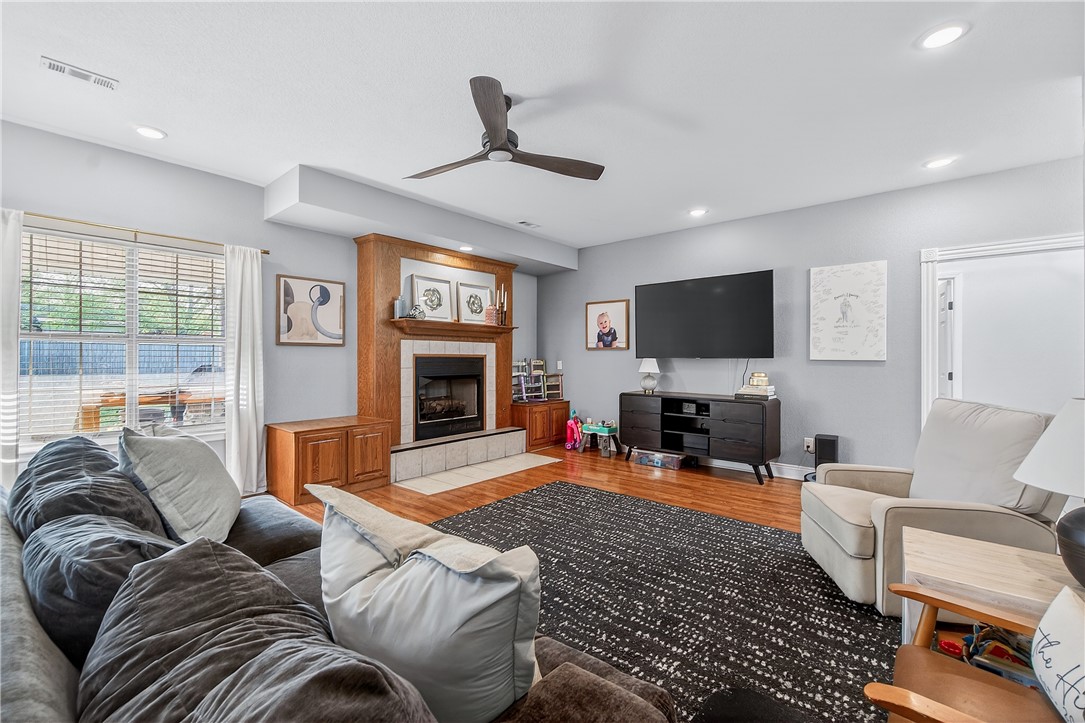 Prairie Oaks One - Residential