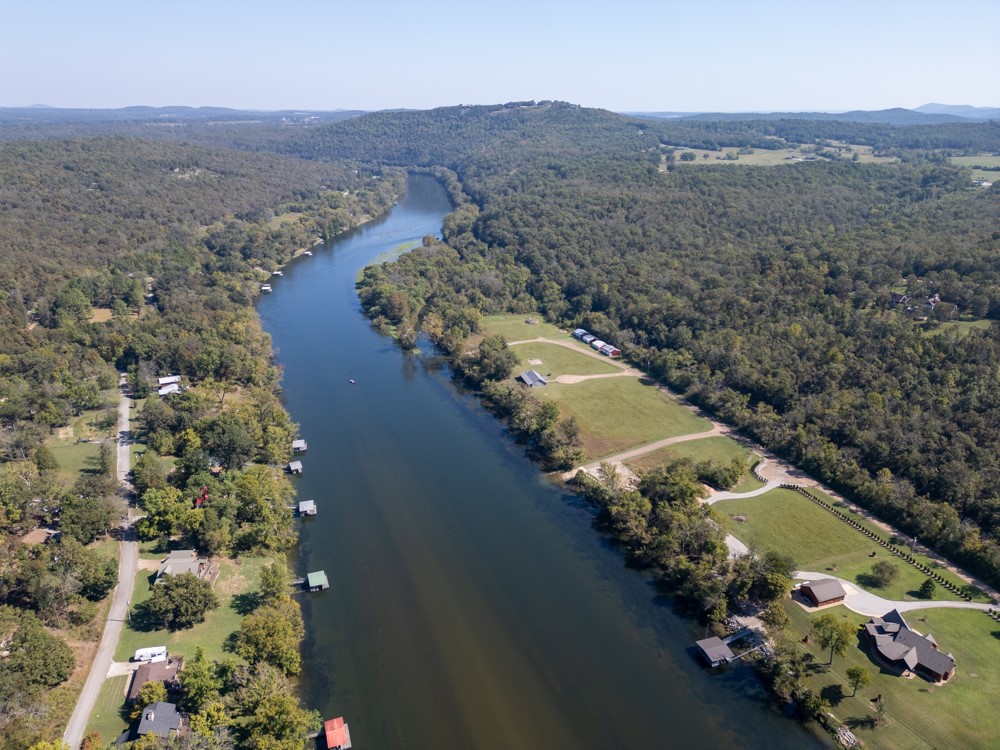 White River Valley - Land