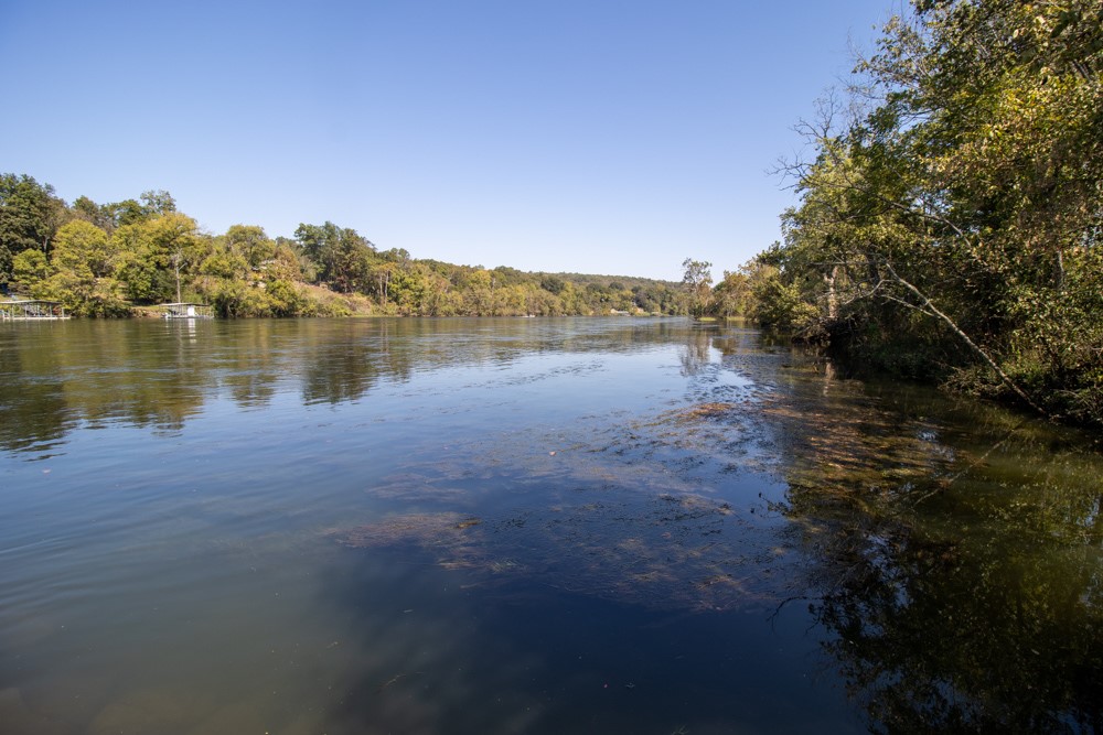 White River Valley - Land