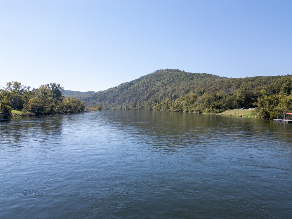 White River Valley - Land