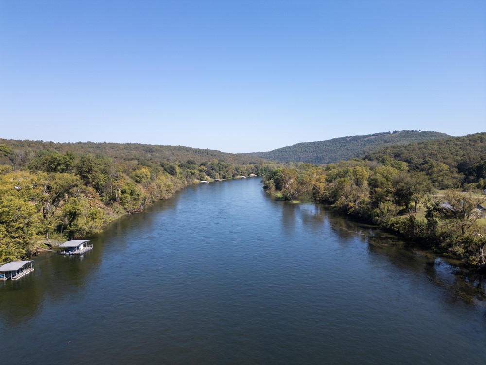 White River Valley - Land