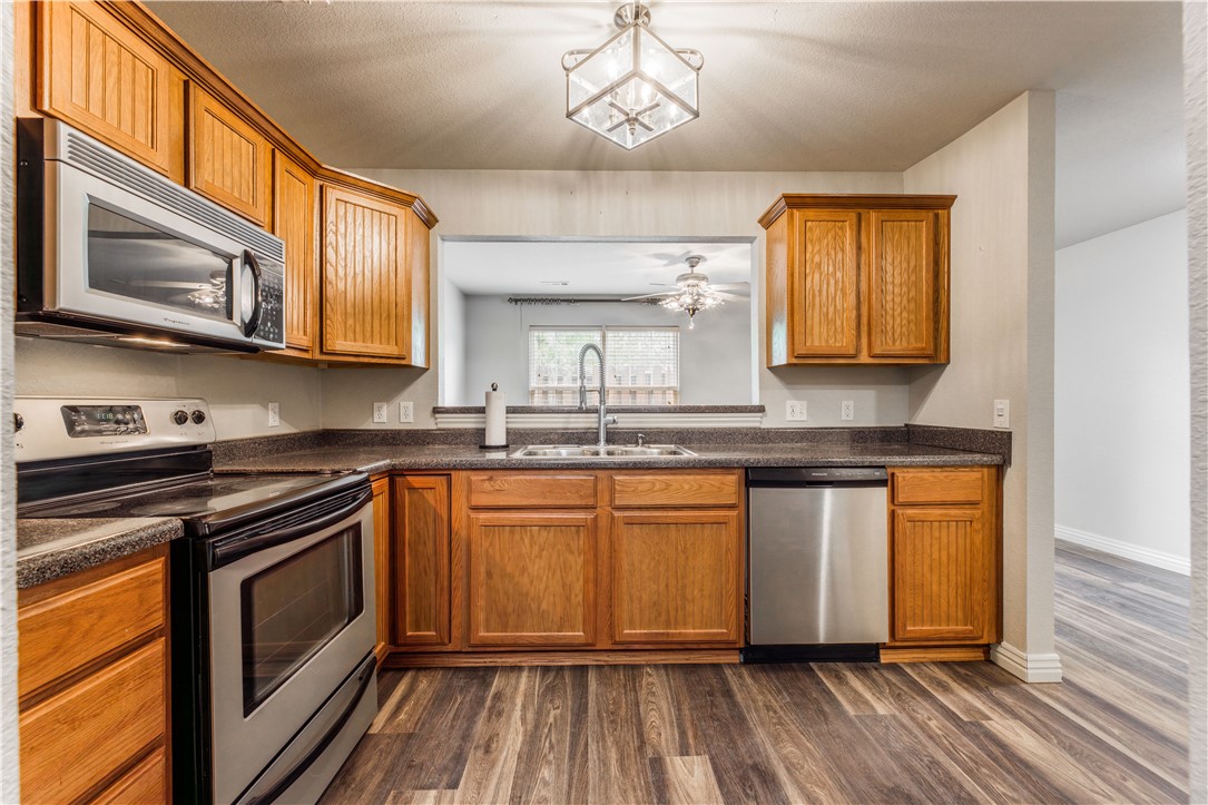 Wood Ave Condo Hpr - Residential