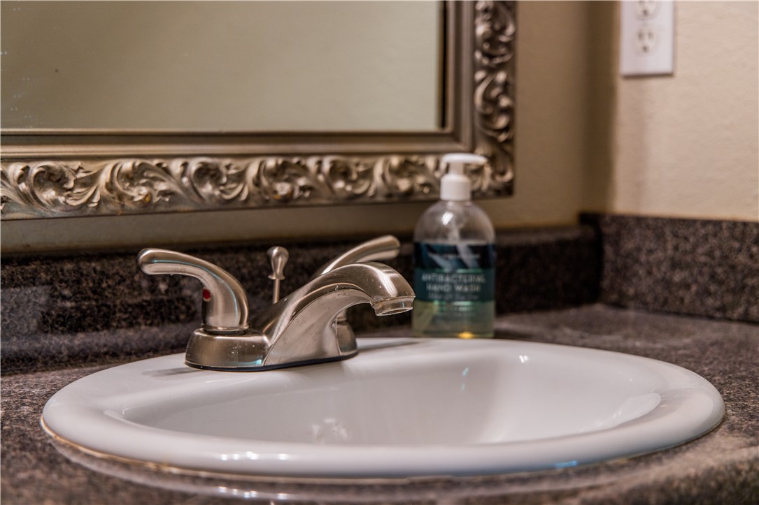 Wood Ave Condo Hpr - Residential