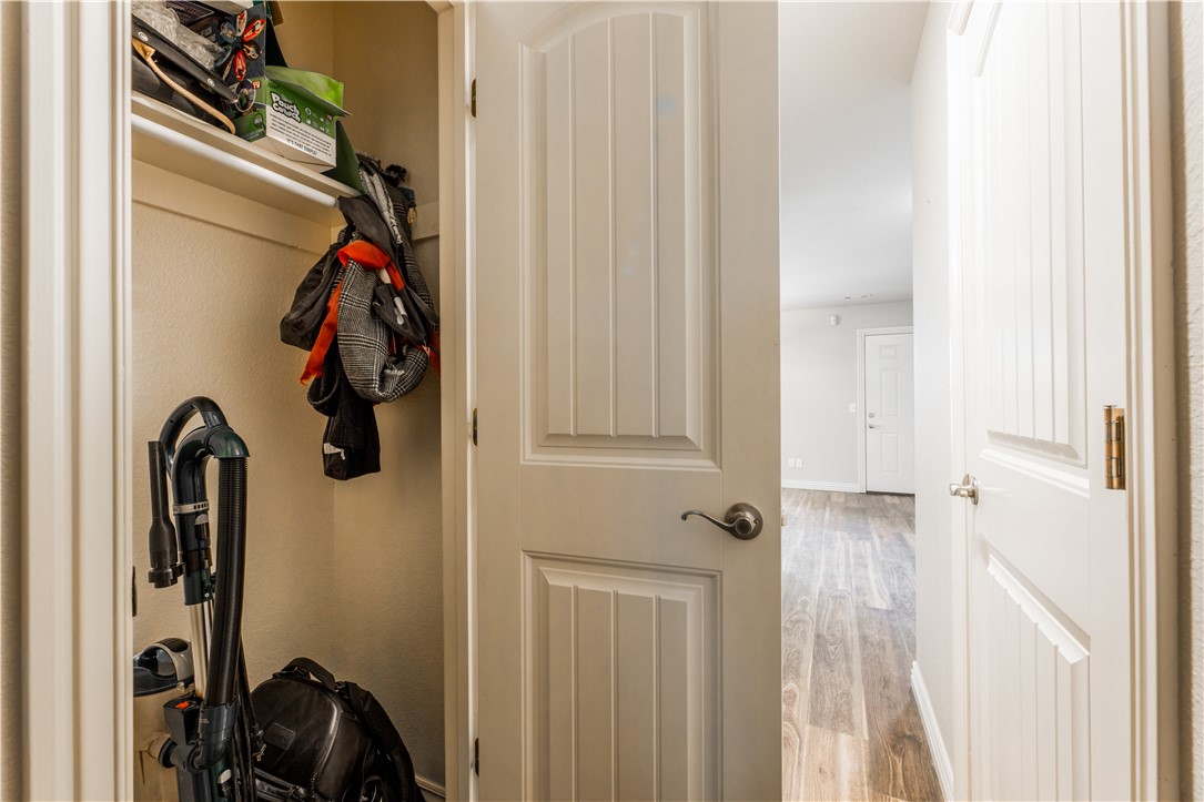 Wood Ave Condo Hpr - Residential