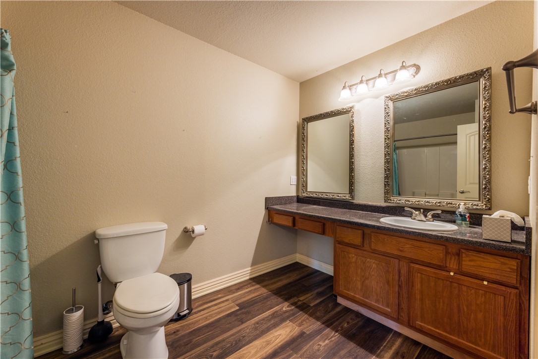 Wood Ave Condo Hpr - Residential