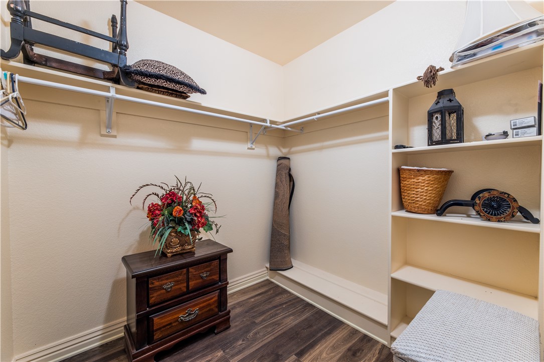 Wood Ave Condo Hpr - Residential