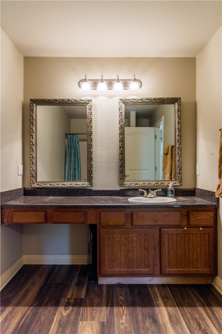 Wood Ave Condo Hpr - Residential