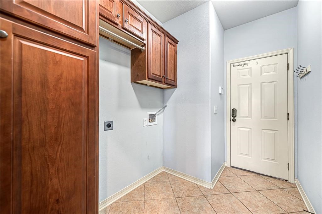 Crofton Manor Sub - Residential Lease