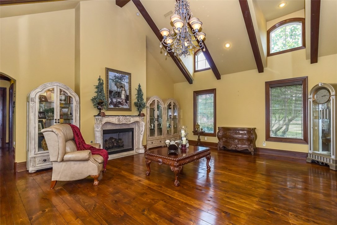 Lazy U Ranch - Residential