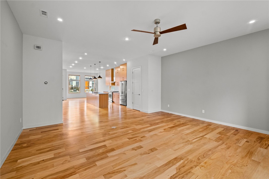 SOUTHSIDE SUB-BENTONVILLE - Residential