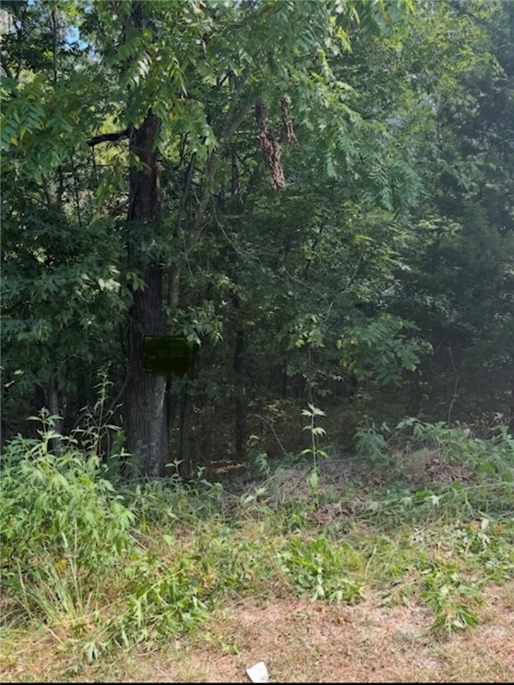 SEWER, SEWER, SEWER !!! Sewered lot! Great area near Metfield golf course, swimming pools, exercise, Lake Brittany, trails and more!