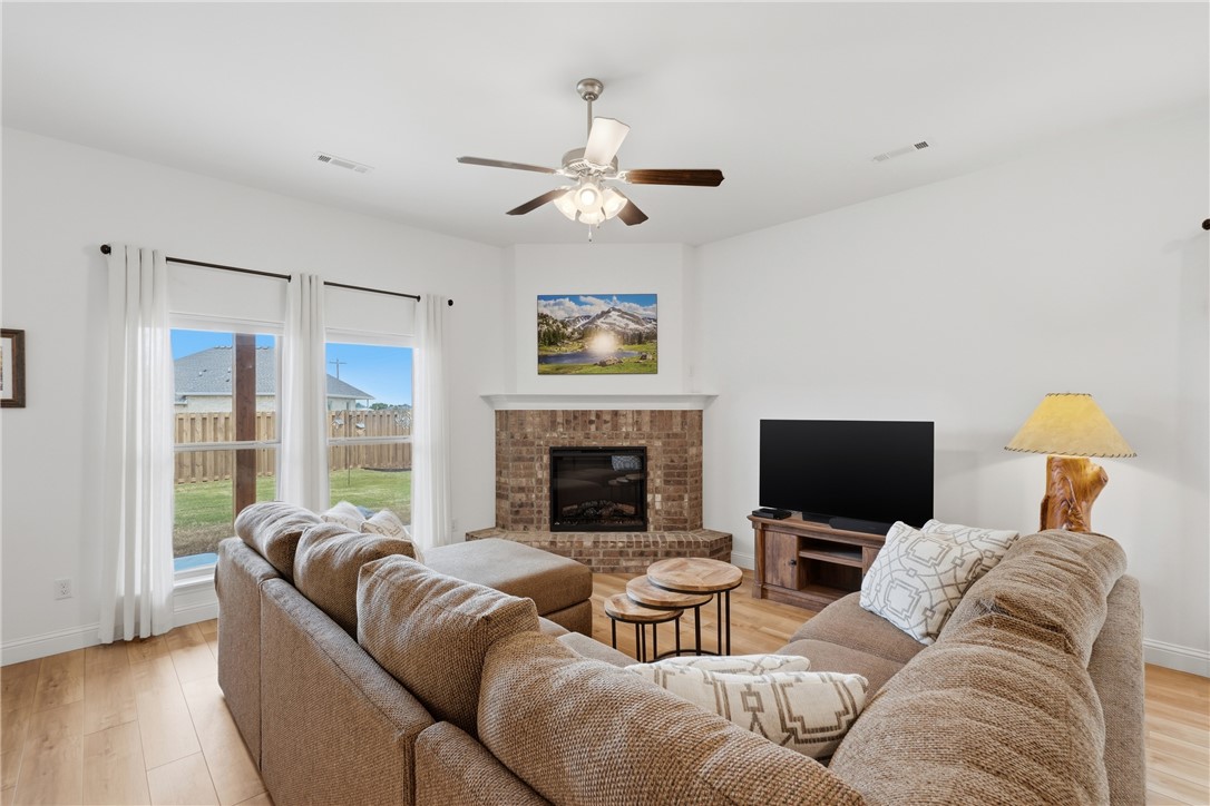 Pines Ph Iii, The Centerton - Residential