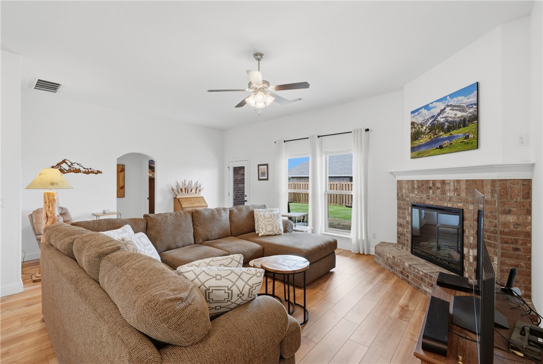 Pines Ph Iii, The Centerton - Residential