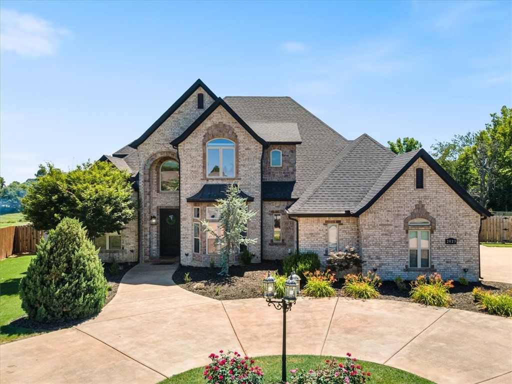 Tuscan Heights - Residential