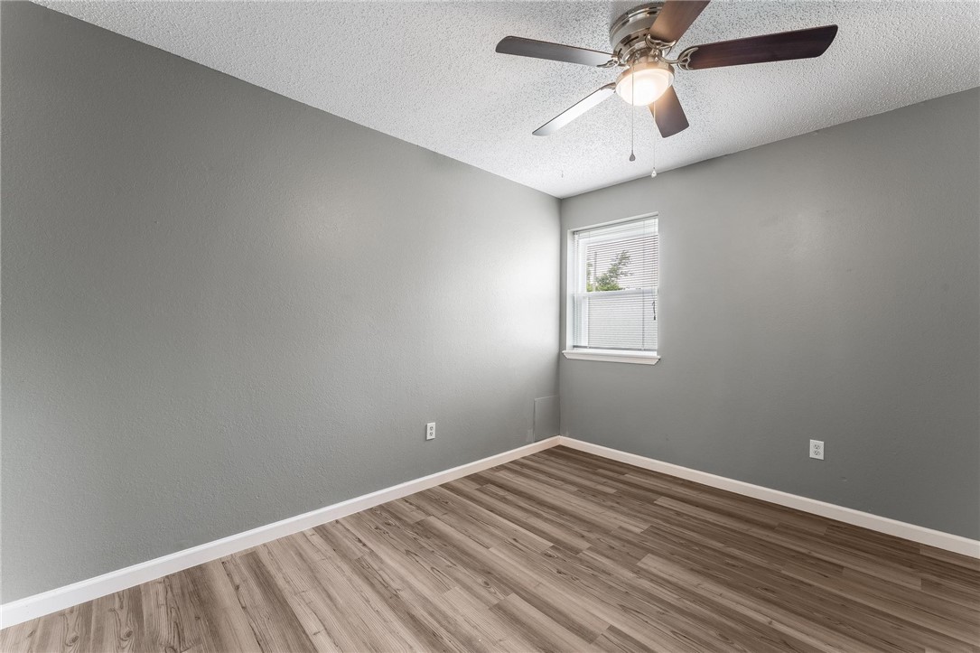 Oak Hill Iii Ph 1 Rogers - Residential Lease