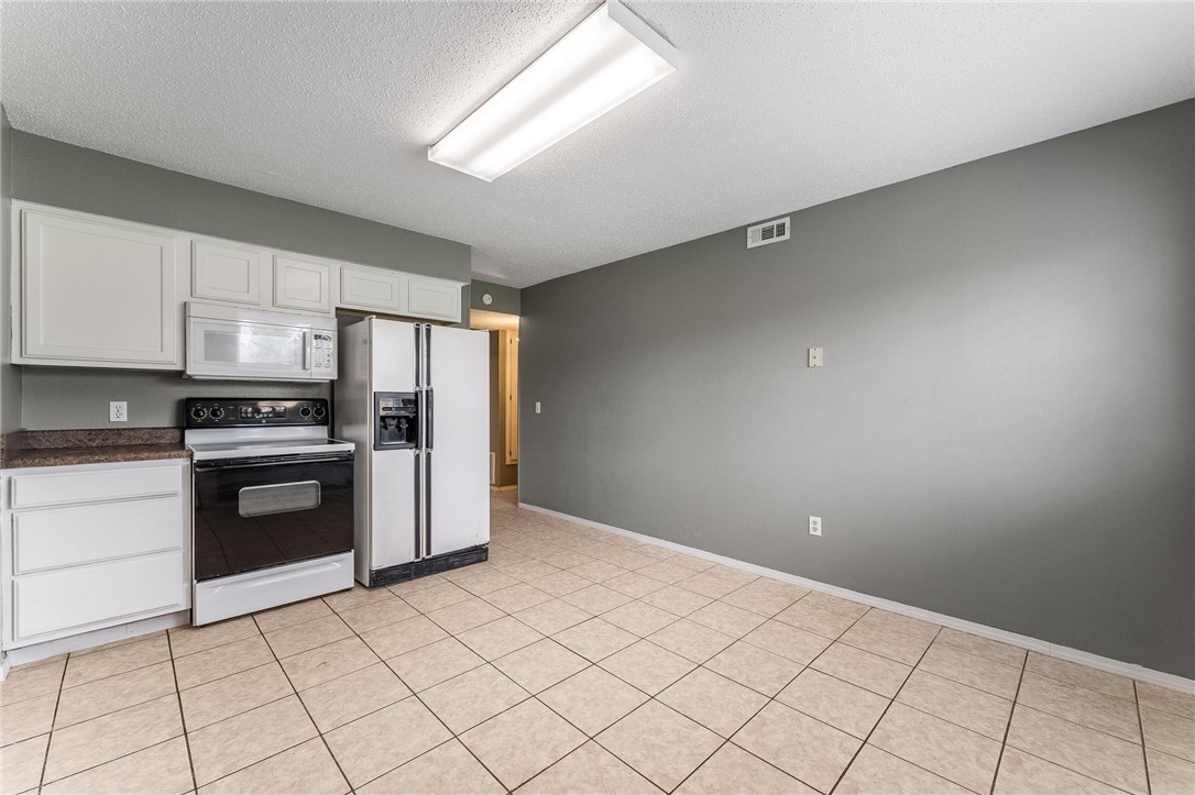 Oak Hill Iii Ph 1 Rogers - Residential Lease