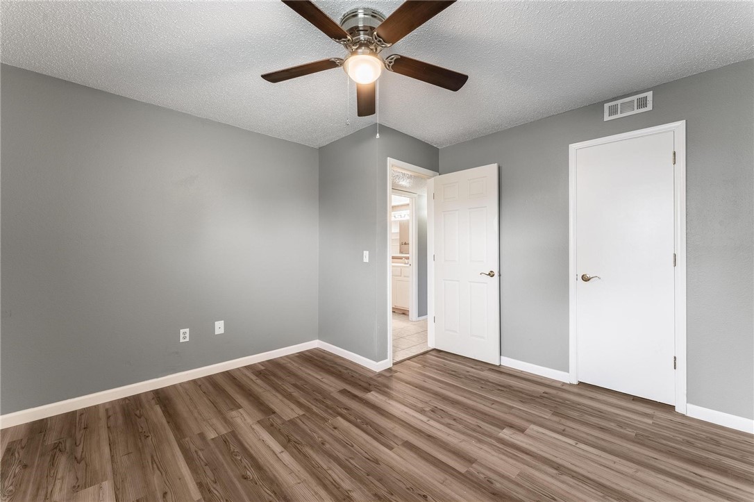 Oak Hill Iii Ph 1 Rogers - Residential Lease