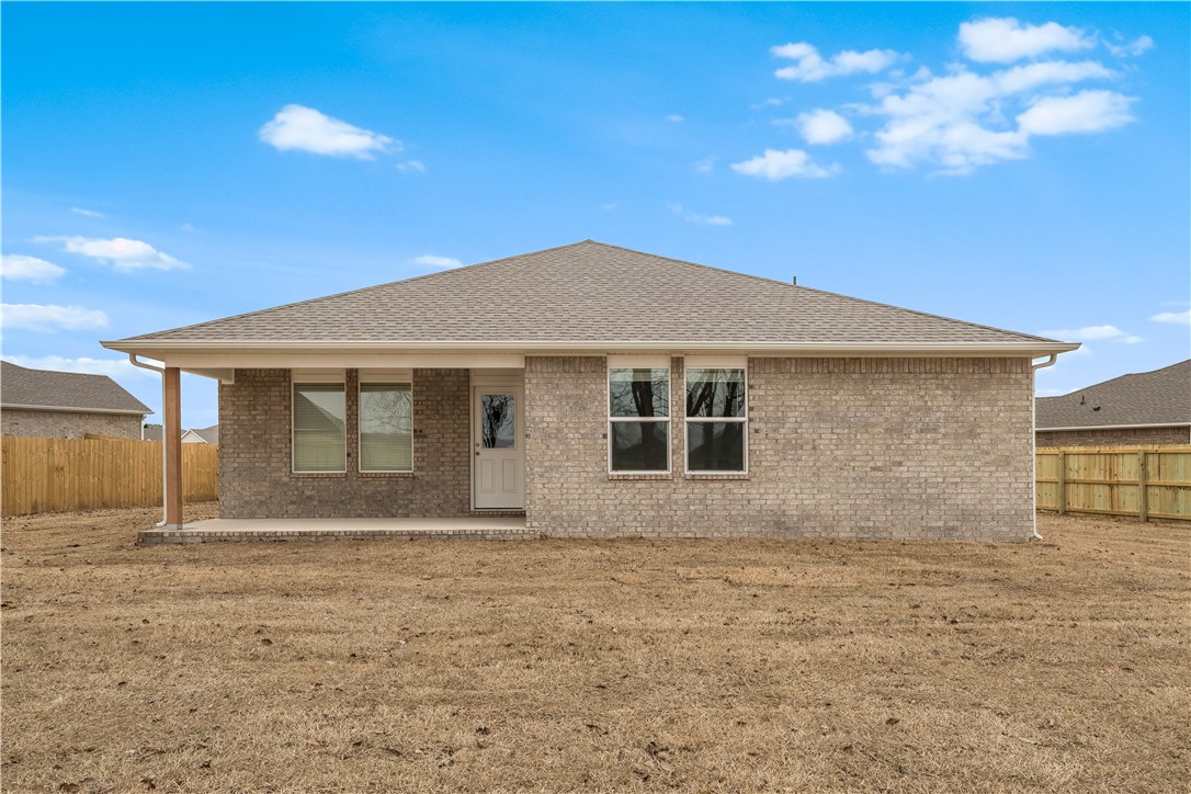 Wagon Wheel Crossing - Residential Lease