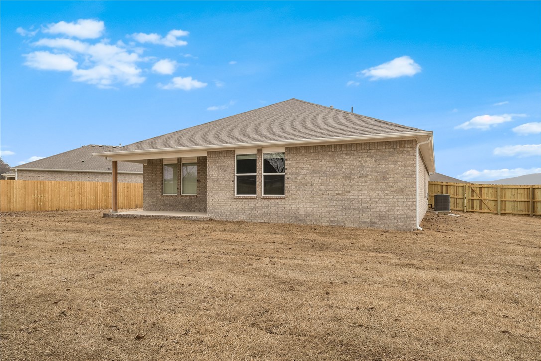 Wagon Wheel Crossing - Residential Lease