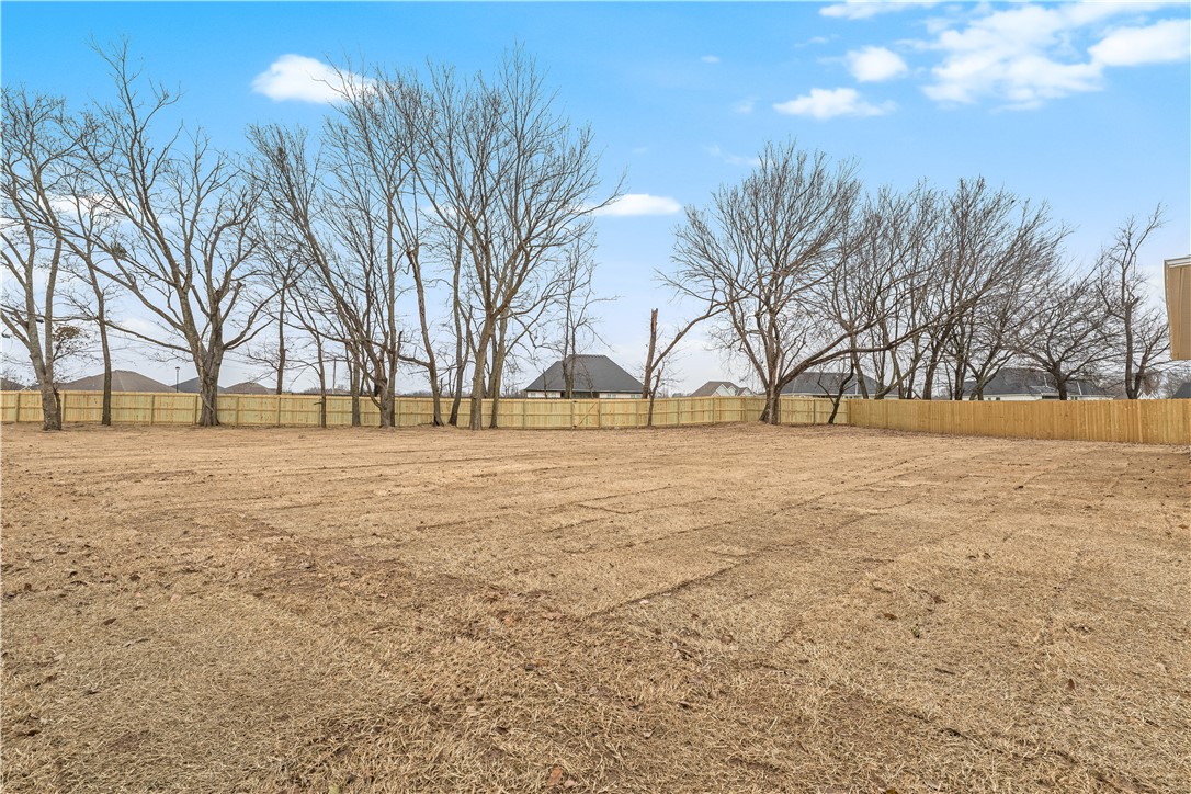 Wagon Wheel Crossing - Residential Lease