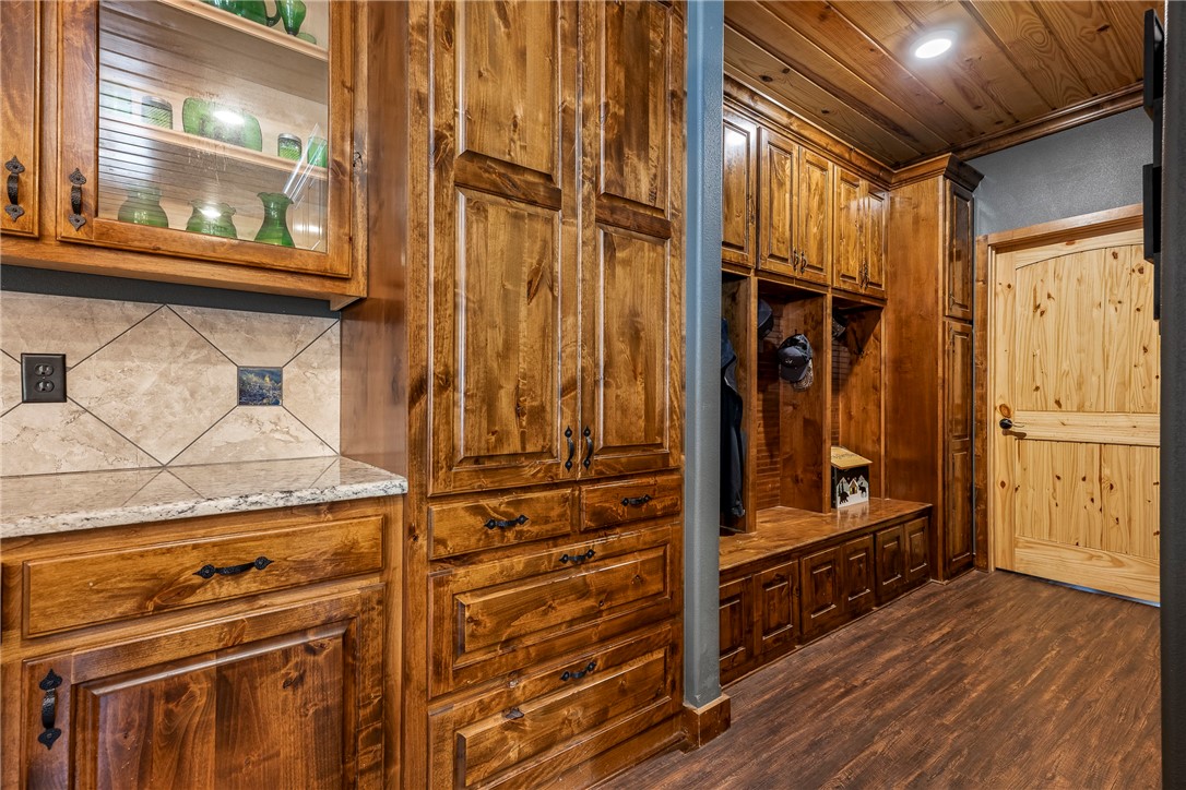 Point At Sugar Hollow Sub Rurban - Residential