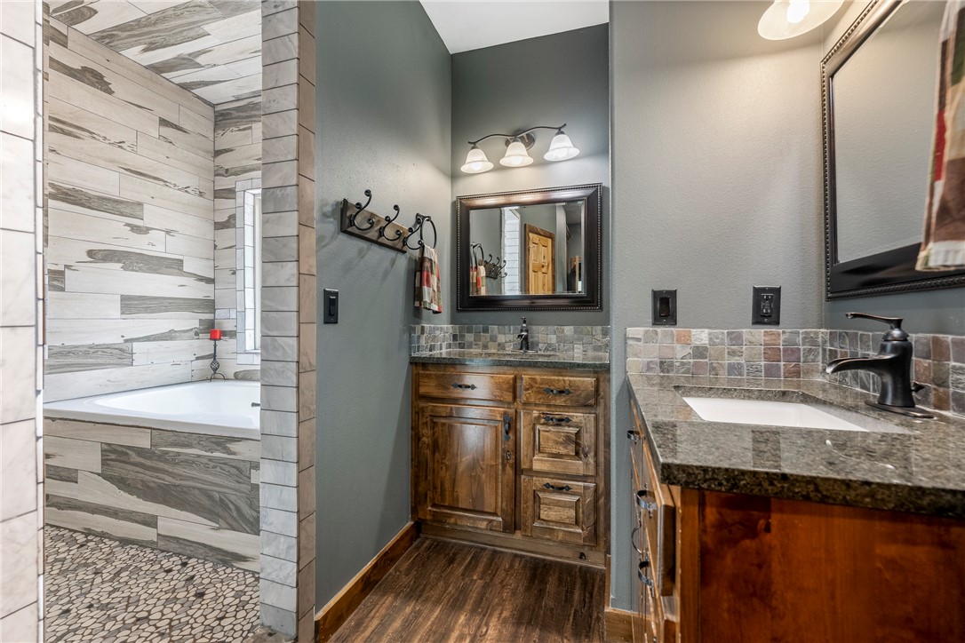 Point At Sugar Hollow Sub Rurban - Residential