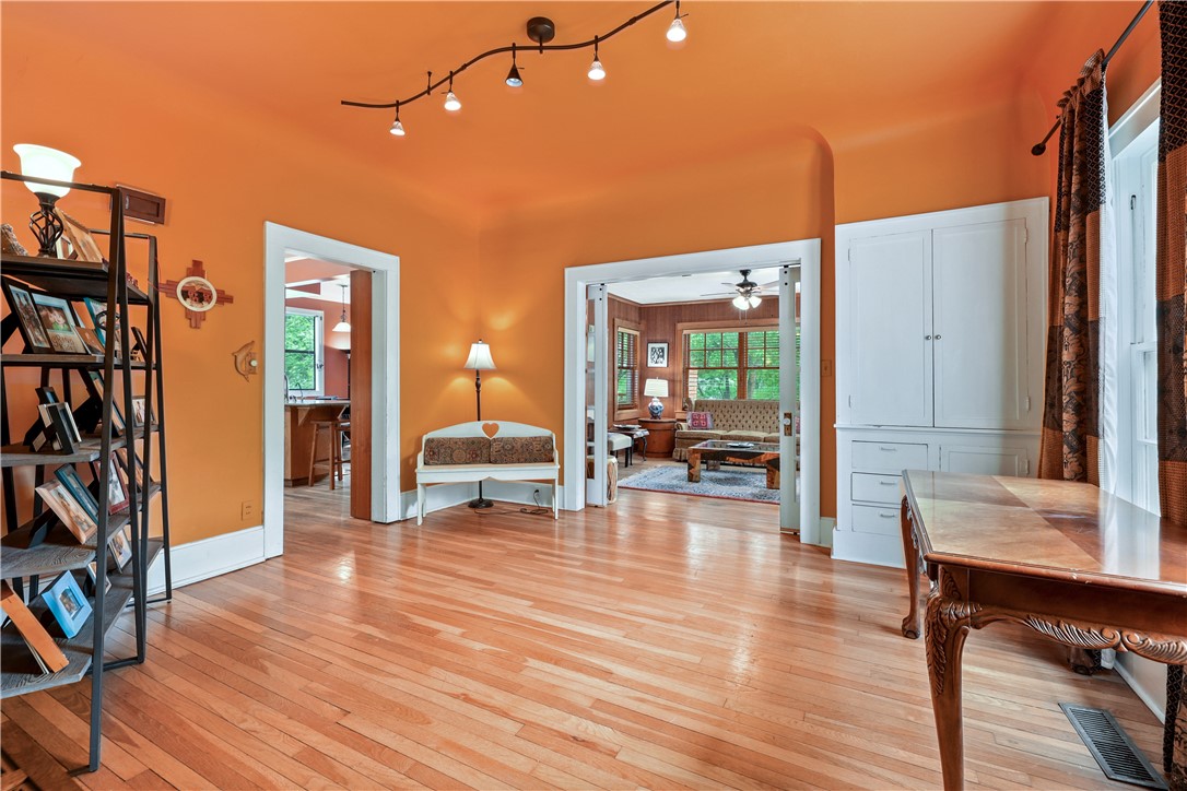 Wilsons 1st Add - Residential Lease