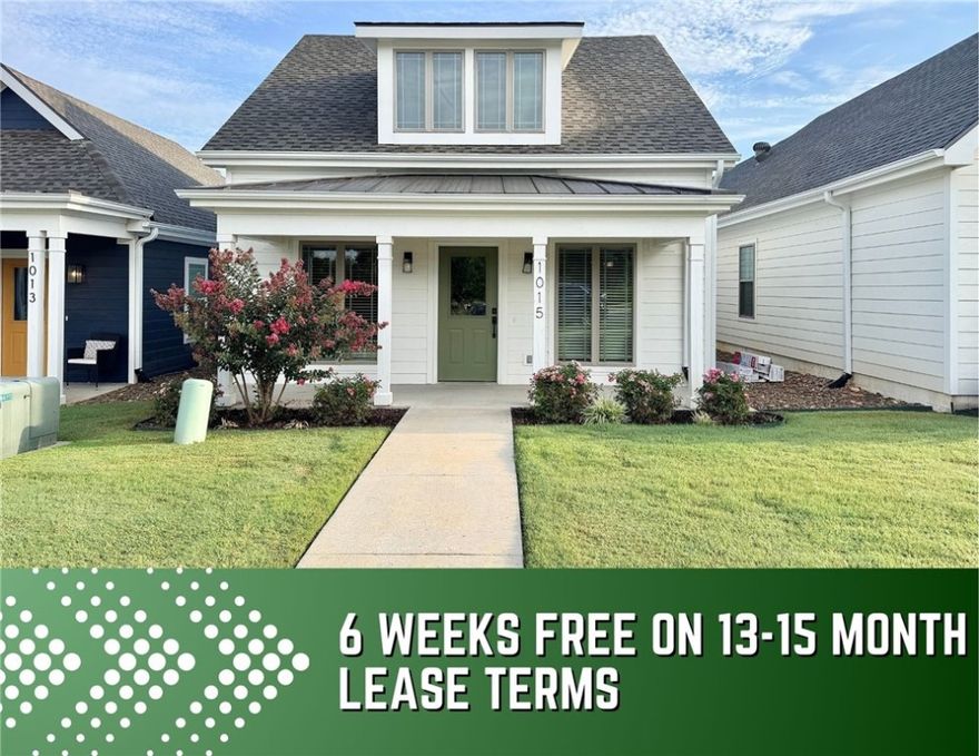 6 WEEKS FREE on 13-15 month lease terms! Unbeatable location near Crystal Bridges Museum, the Alice Walton School of Medicine, Downtown Bentonville & Walmart’s new campus. Enjoy a vibrant community with top-tier amenities, including a clubhouse, pool, pickleball court, dog park, yard maintenance & access to the countries top premier mountain biking trails. Faulkner floor plan boasts LVP flooring, crown molding, blinds, ample storage & quality throughout. The living room & dining area offer a seamless open floor plan, perfect for entertaining, with abundant natural light & smooth flow into the chef’s kitchen. Chef’s kitchen features 3cm granite countertops, Frigidaire stainless steel appliances, refrigerator, a pantry, tons of storage & abundant natural light. Spacious primary suite includes a perfect ensuite bathroom with walk-in tile shower, double sinks, & large walk-in closet. Patio perfect for entertaining! Oversized garage with ample storage.