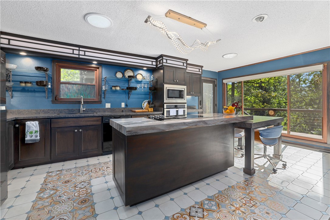 Tontitown Outlots - Residential