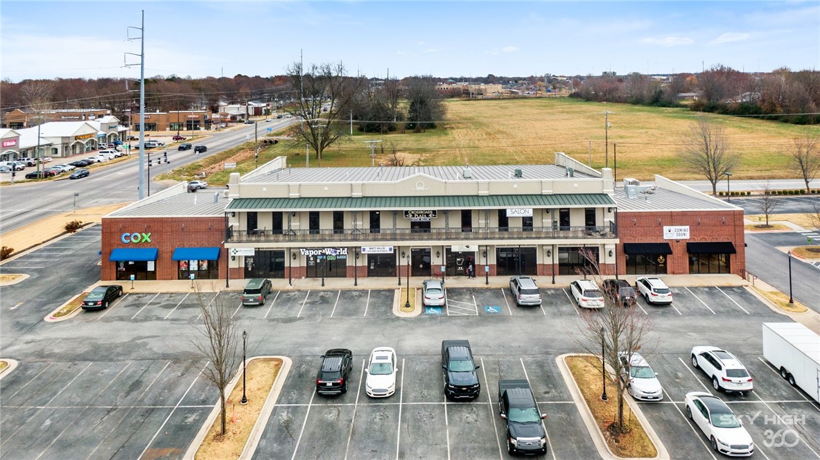 Crossroads Plaza - Commercial Lease