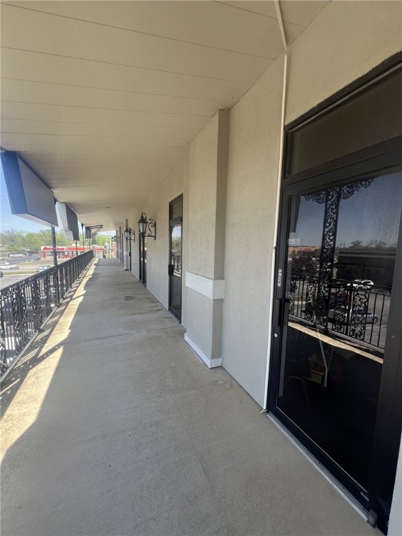 Crossroads Plaza - Commercial Lease