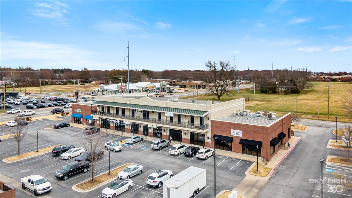 Crossroads Plaza - Commercial Lease