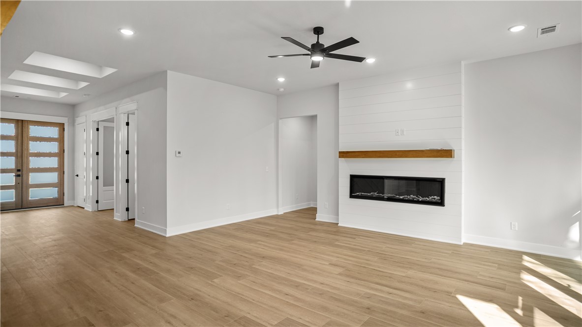 15-19-32-RURAL - Residential