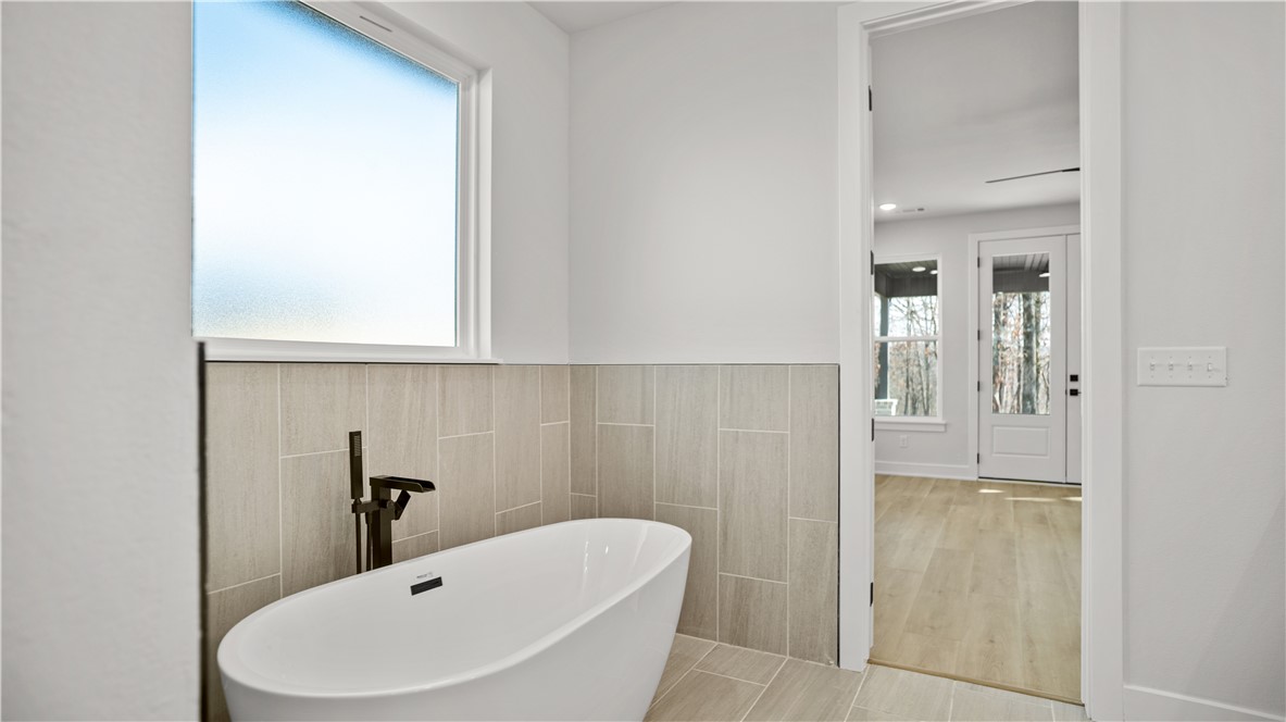 15-19-32-RURAL - Residential