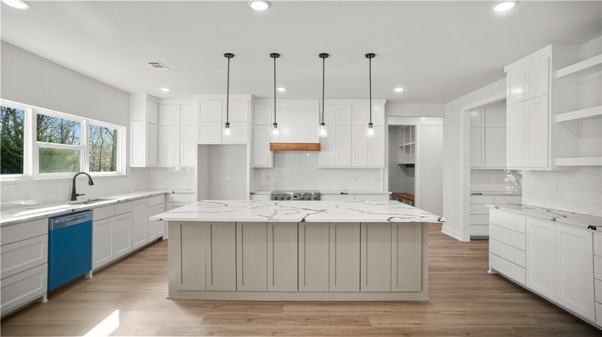 15-19-32-RURAL - Residential